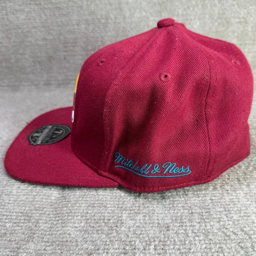 New Jersey Nets Mitchell & Ness Hat Mens 7 1/4 Maroon NBA Dynasty Fitted‎ Cap